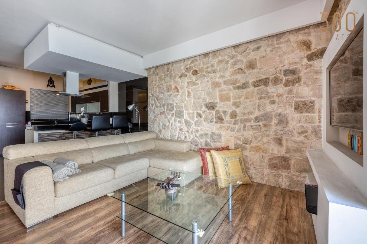 Apartment Stunning 3br Marina View In With Balcony By 360 Estates *